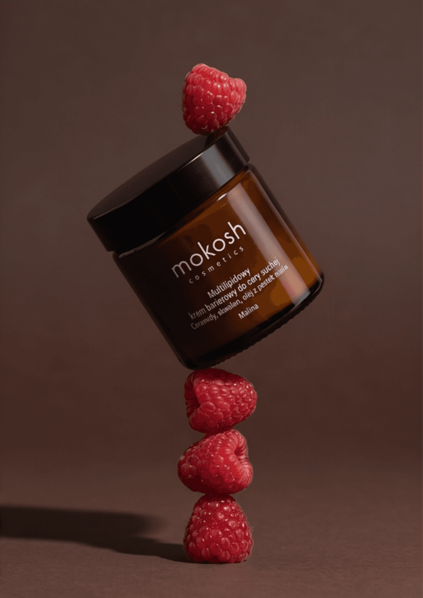 Realistyczna kreacja produktowa beauty